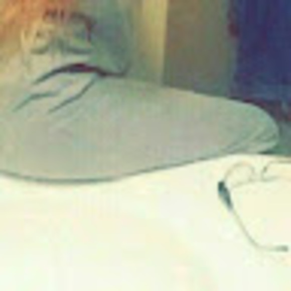 Meet your Posher, Niki - Picture 1 of 1